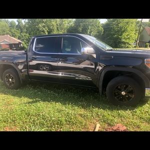 Meet your Posher, James